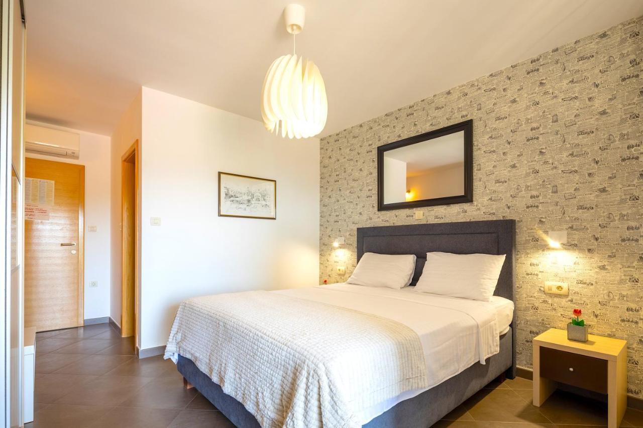 Island Hvar Seaside Villa Levanda With Beach, Pool & Seaview Хвар Экстерьер фото